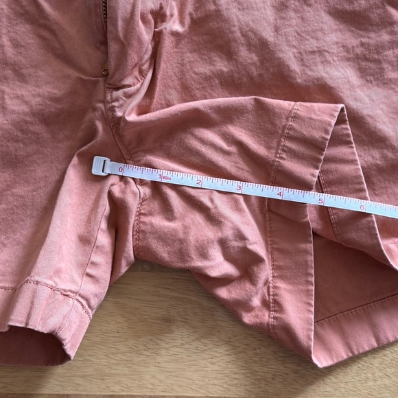 J. Crew | 32W | 5" Shorts - Picture 6 of 7